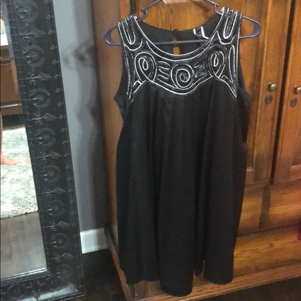 Women’s dress